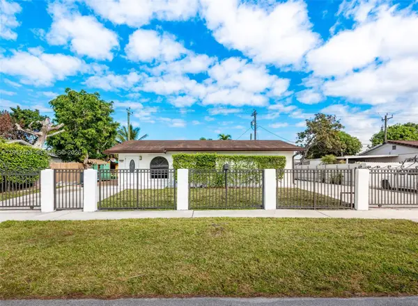 11941 SW 178th Ter, Miami, FL 33177