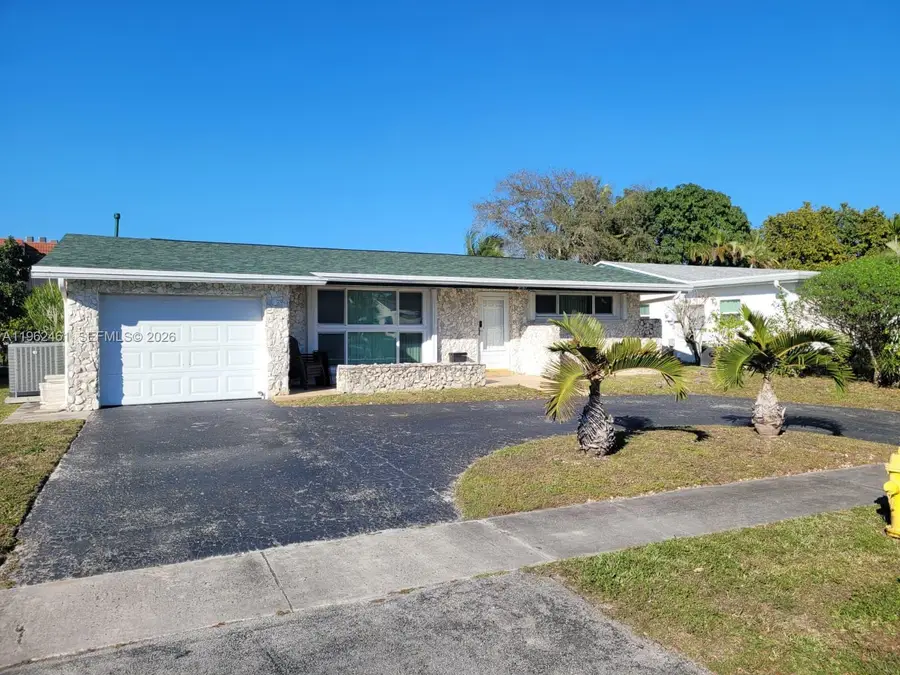 9161 NW 26th Pl, Sunrise, FL 33322 - #2