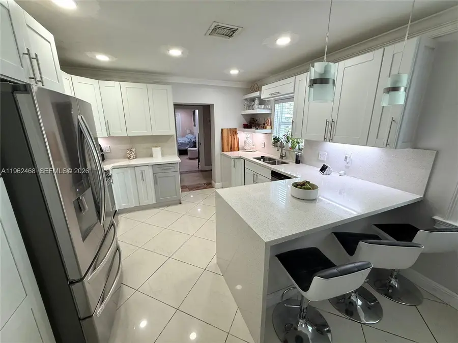 300 SW 71st Ave, Miami, FL 33144 - Image #3