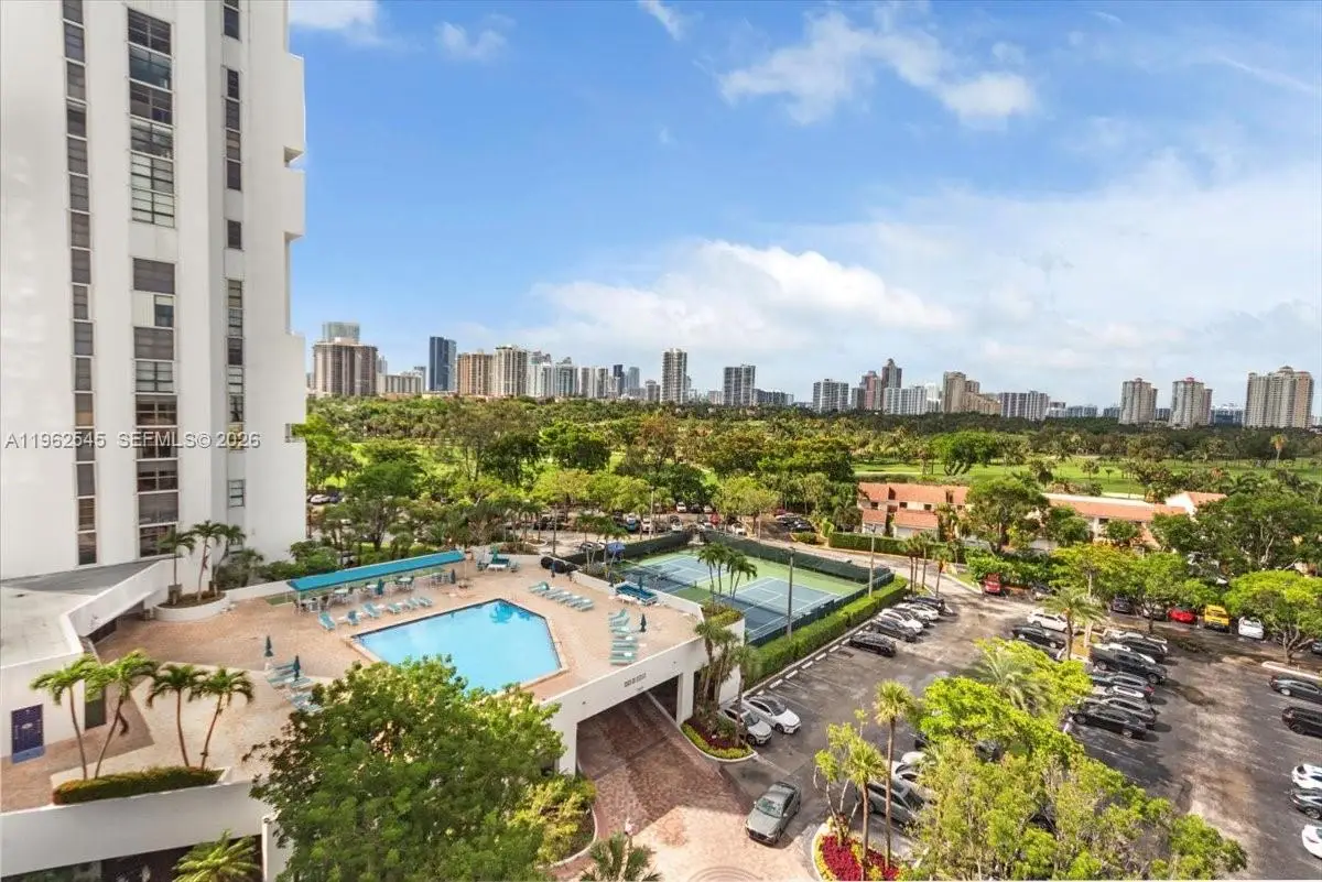 20225 NE 34th Ct #917, Aventura, FL 33180 - #1