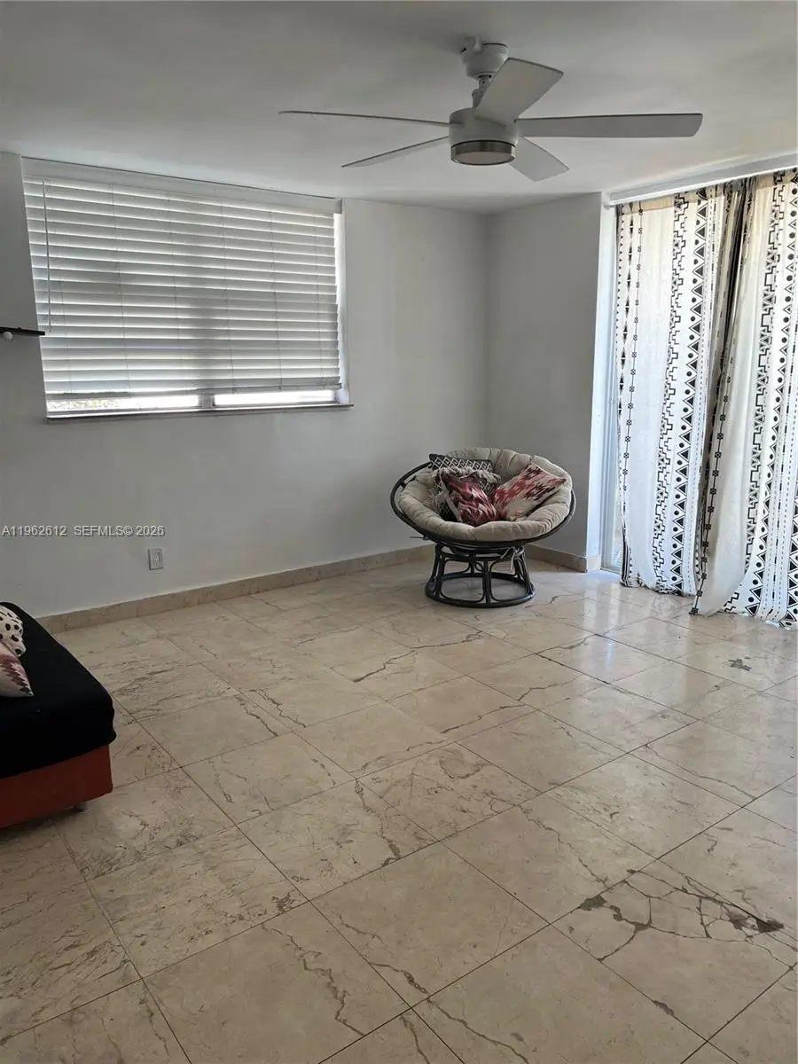 915 Jefferson Ave #4F, Miami Beach, FL 33139 - #3