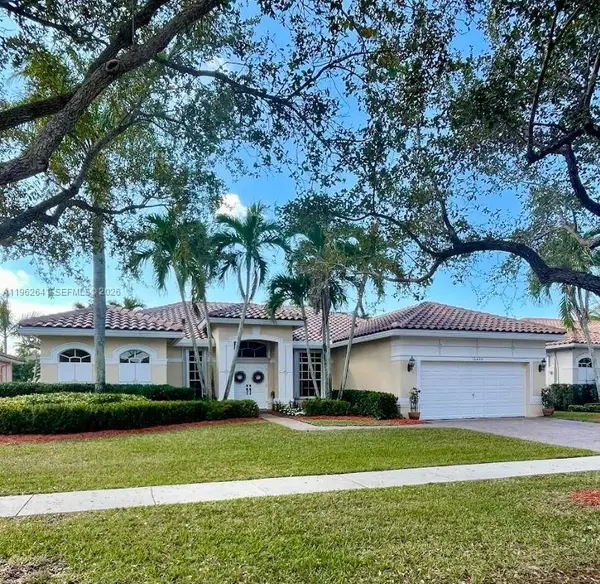 16400 NW 15th St, Pembroke Pines, FL 33028