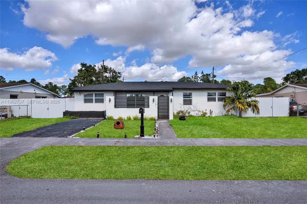 11751 SW 168th Ter, Miami, FL 33177 - Image #1