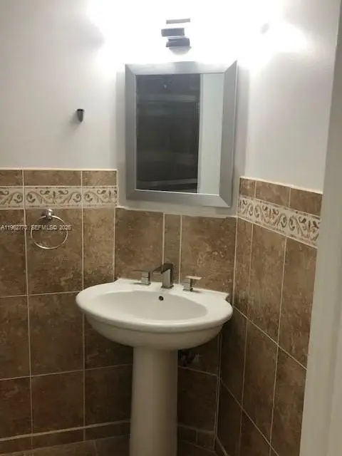 1201 NE 191st St #G411, Miami, FL 33179 - #2