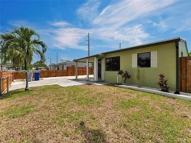 2730 NE 16th Ave, Pompano Beach, FL 33064 - #1