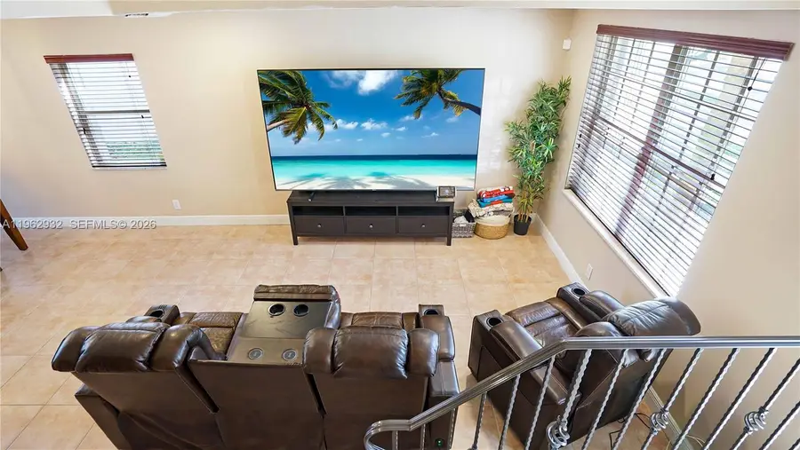 10717 NW 12th Mnr, Plantation, FL 33322 - Image #3