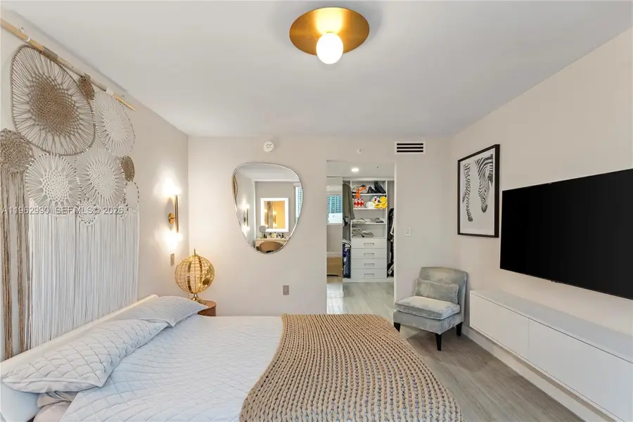 1688 West Ave #PH-04, Miami Beach, FL 33139 - Image #3