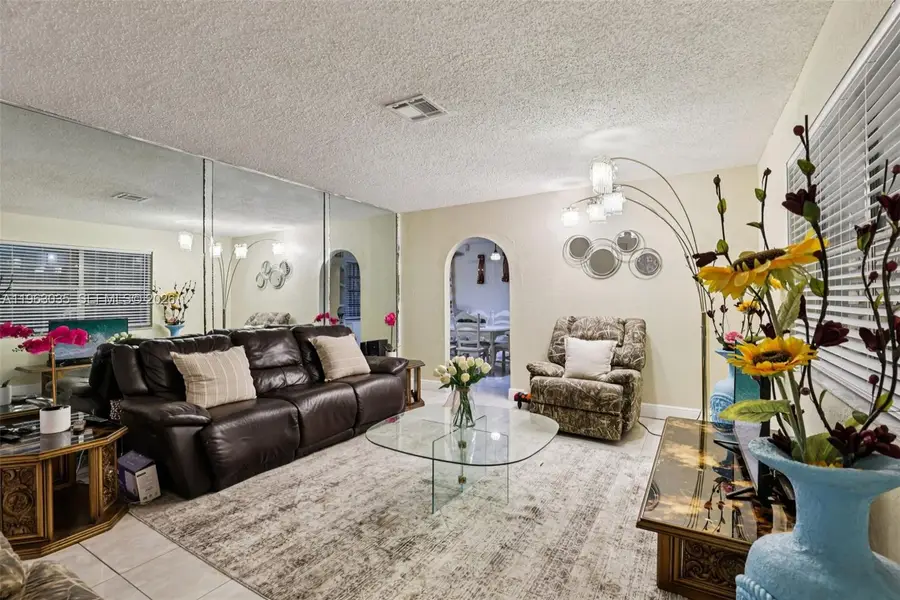 3398 NW 212th St, Miami Gardens, FL 33056 - #2