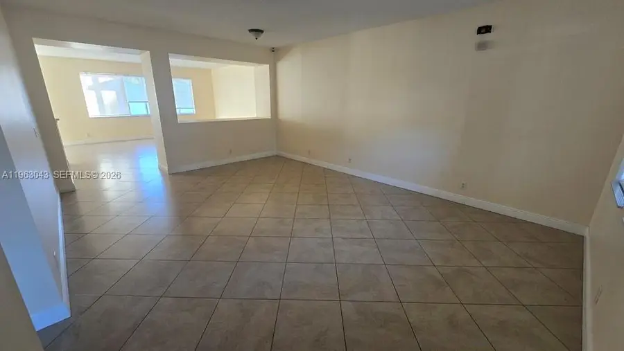 1010 SW Dubuque Ave, Port Saint Lucie, FL 34953 - Image #2