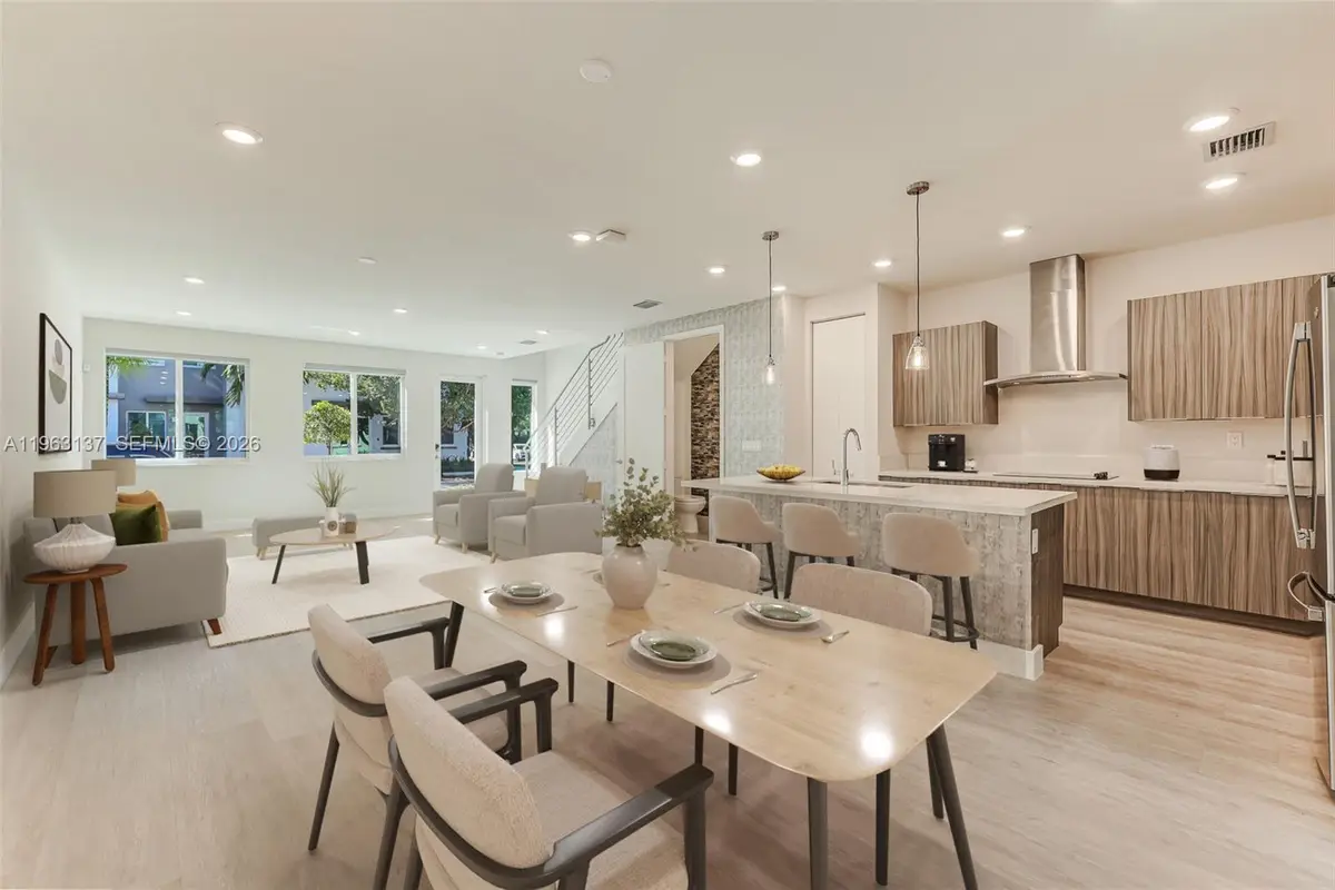 6675 NW 102nd Path, Doral, FL 33178 - #1