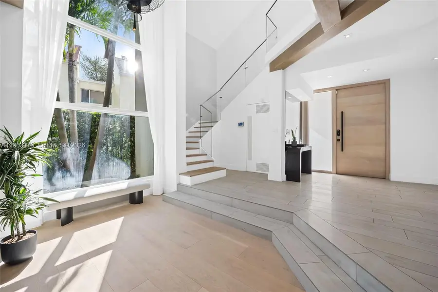 1961 S Oak Haven Cir, Miami, FL 33179 - #2