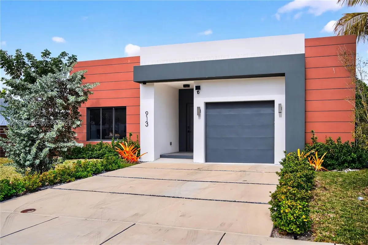 913 NE 15th St, Fort Lauderdale, FL 33304 - #1