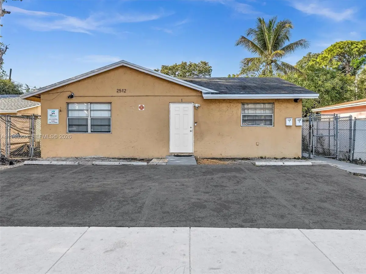 2512 NW 9th Pl, Fort Lauderdale, FL 33311 - Image #1