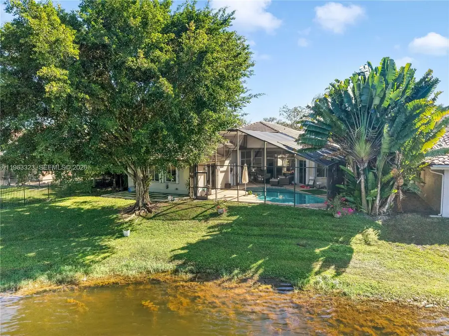 2633 Oakbrook Dr, Weston, FL 33332 - #3