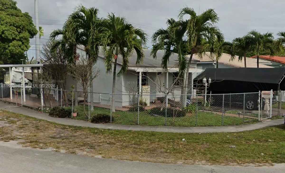 501 SE 1st St, Hialeah, FL 33010 - #1