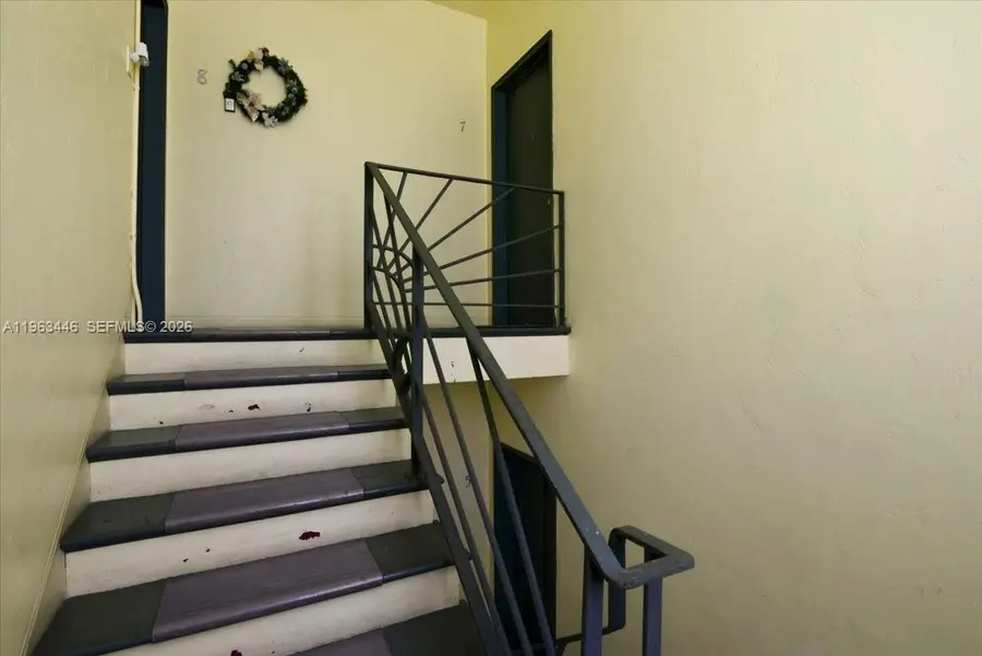 736 12th St #7, Miami Beach, FL 33139 - #3