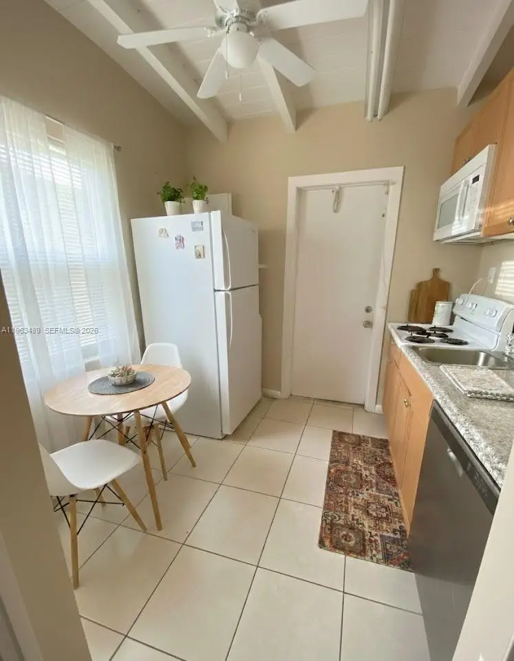 2349 NW 13th Ct, Fort Lauderdale, FL 33311 - Image #2