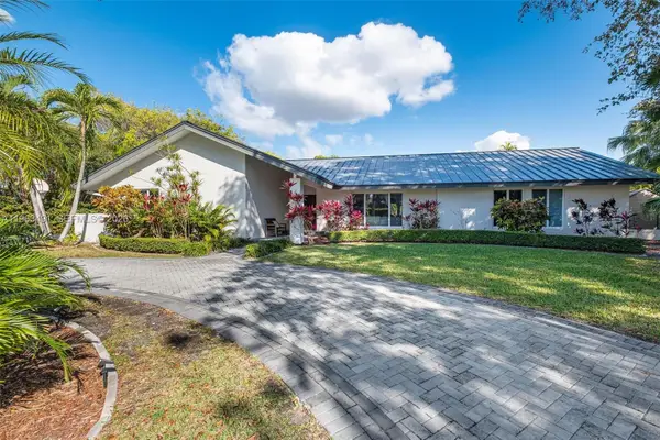 7231 SW 174th St, Palmetto Bay, FL 33157