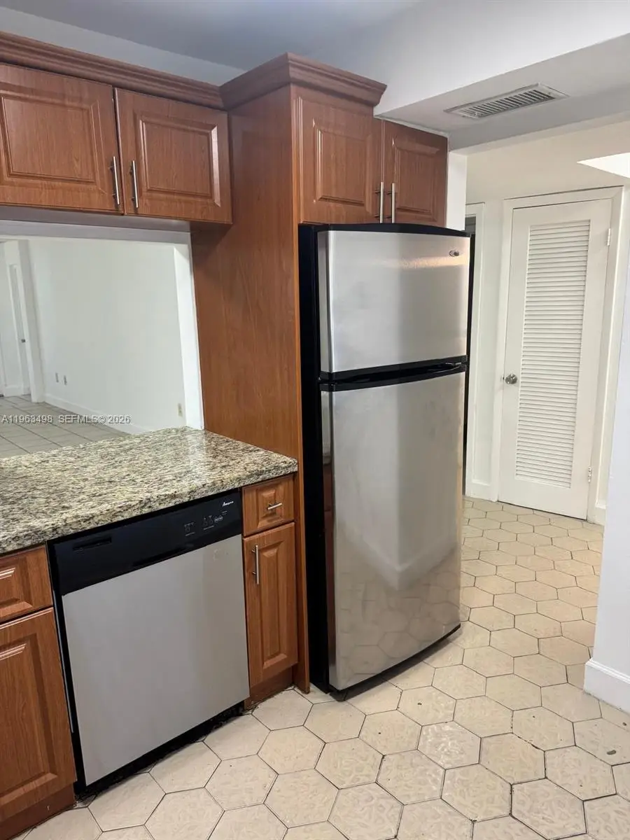 1401 NE 191st St #D108, Miami, FL 33179 - #3