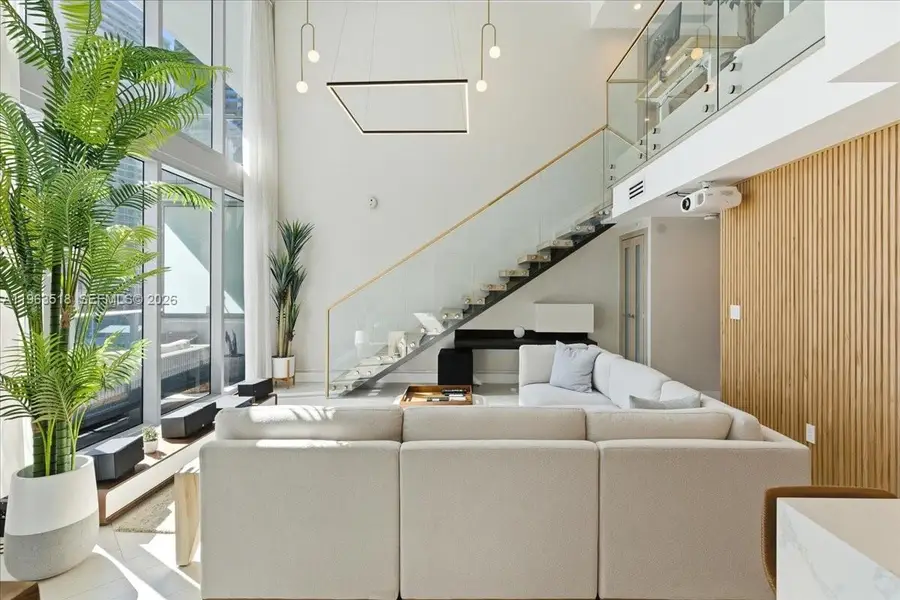 200 Biscayne Blvd Wy #706, Miami, FL 33131 - Image #3