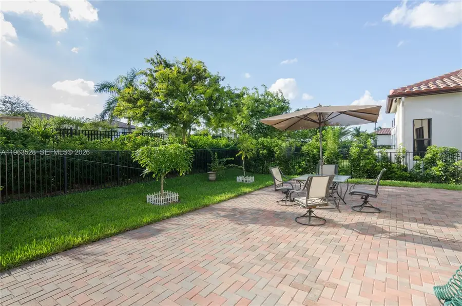 3126 NW 83rd Way, Cooper City, FL 33024 - #2