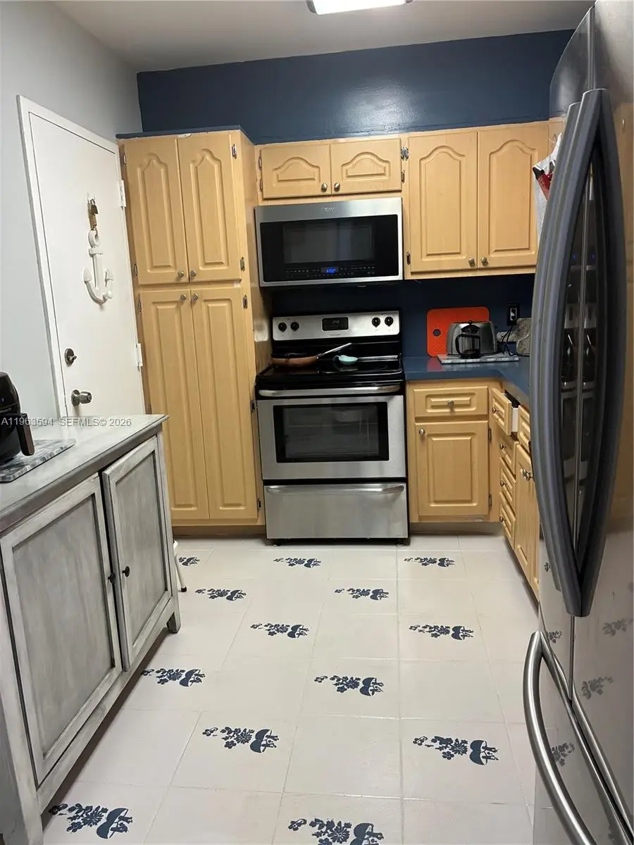 1985 S Ocean Dr #15M, Hallandale Beach, FL 33009 - #3