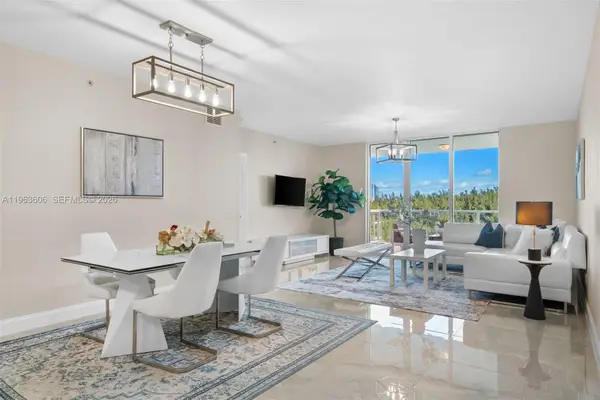 14951 Royal Oaks Ln #701, North Miami, FL 33181