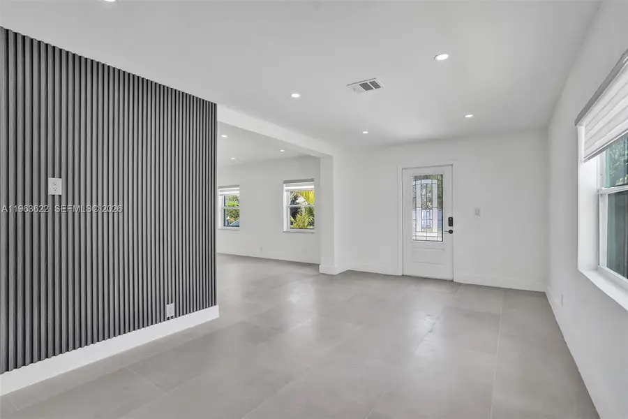 1010 N 16th Ave, Hollywood, FL 33020 - Image #3