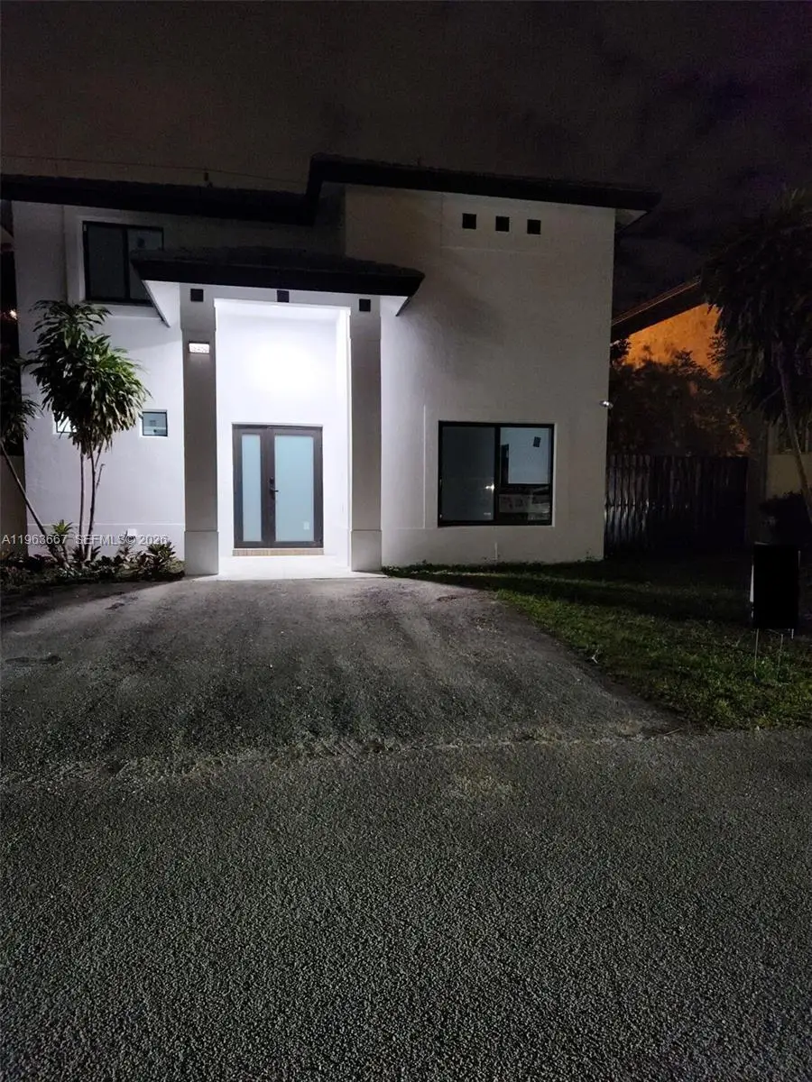 18450 NW 56th Pl, Miami Gardens, FL 33055 - #3