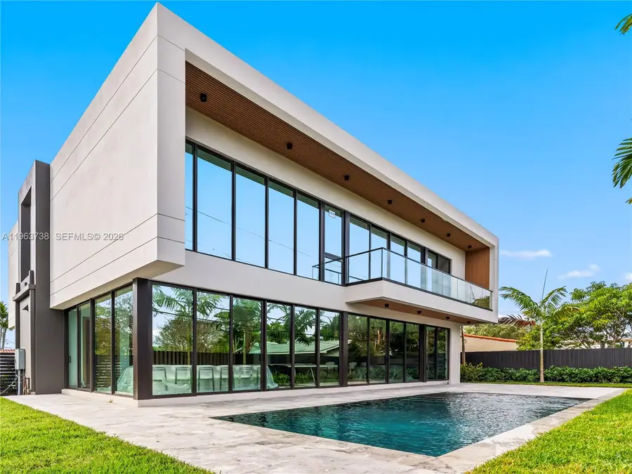 4401 SW 14th St, Miami, FL 33134 - #3