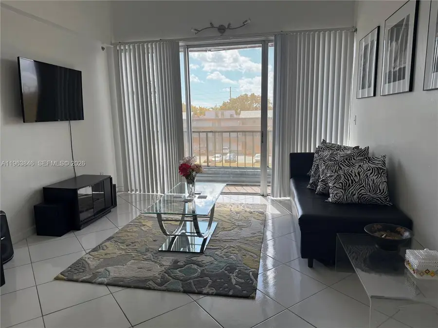 8821 W Flagler St #411, Miami, FL 33174 - Image #2