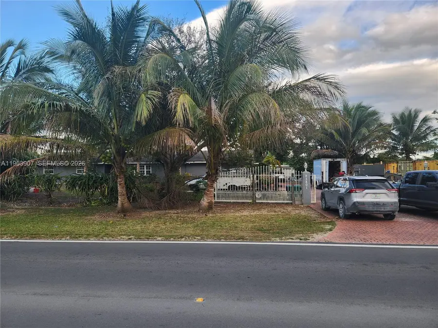 23801 SW 217th Ave, Homestead, FL 33031 - #2