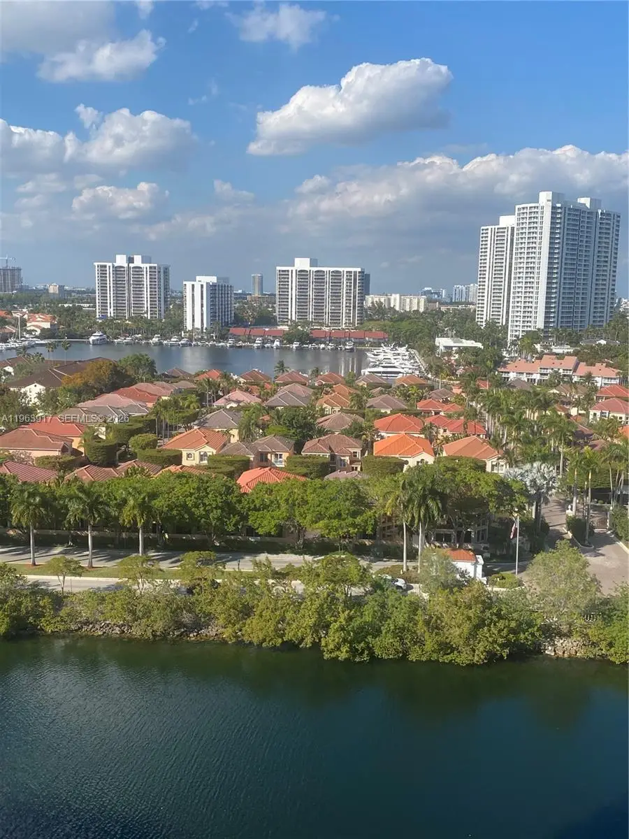3701 N Country Club Dr #1502, Aventura, FL 33180 - #3