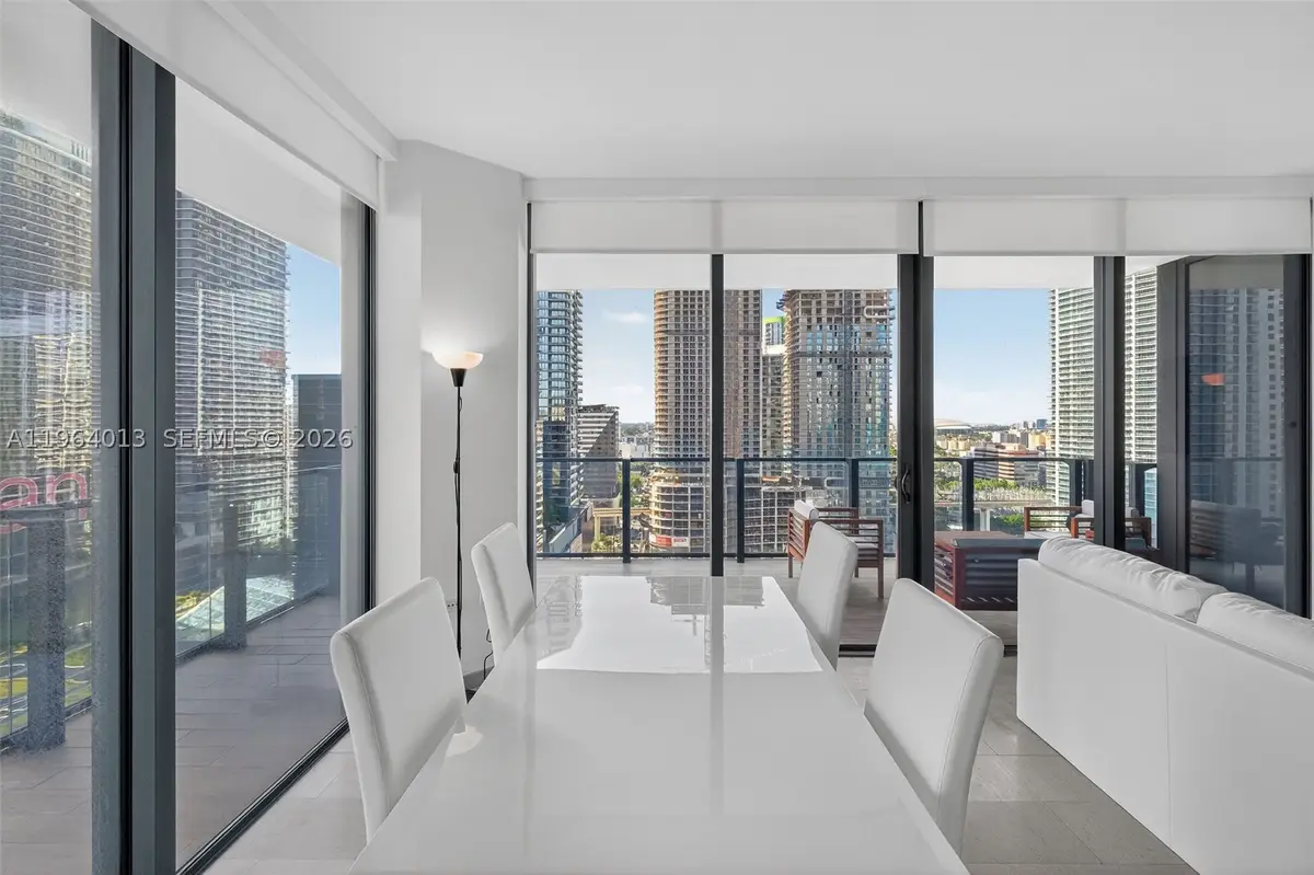 68 SE 6th St #1702, Miami, FL 33131 - #1