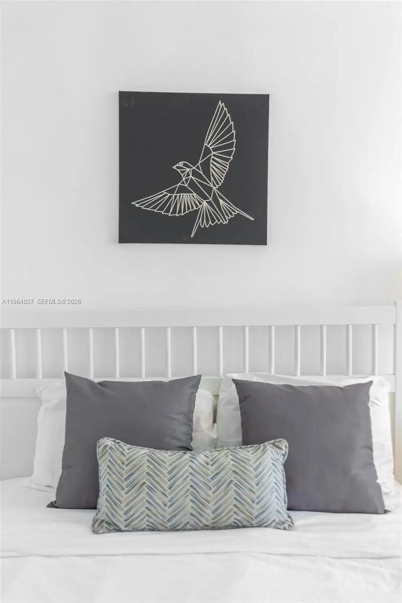 5445 Collins Ave #1623, Miami Beach, FL 33140 - #2