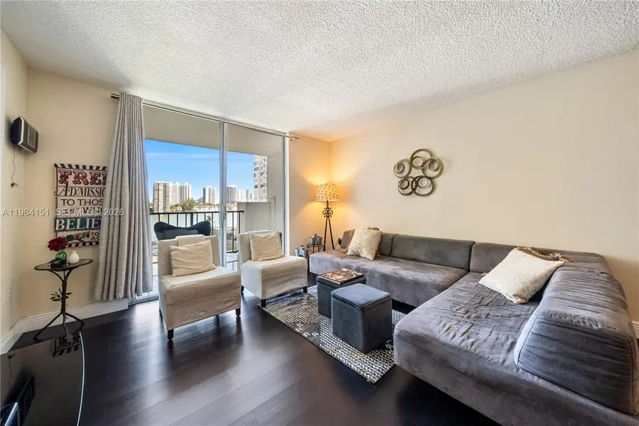 2750 NE 183rd St #401, Aventura, FL 33160 - #3