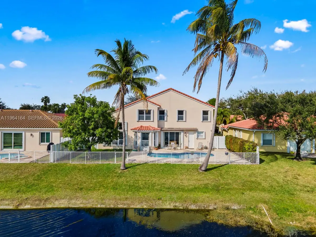 3322 SW 51st St, Hollywood, FL 33312 - #1