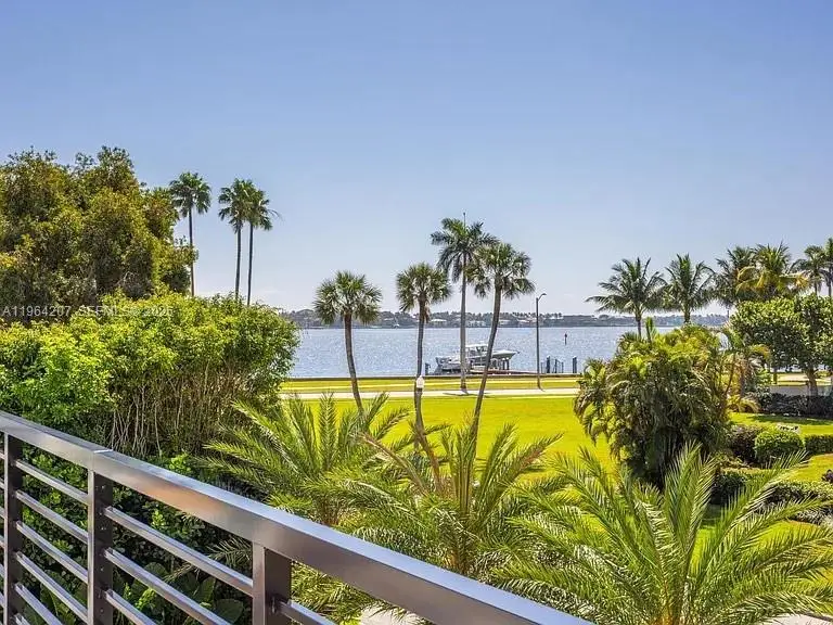 123 Murray Rd, West Palm Beach, FL 33405 - #2