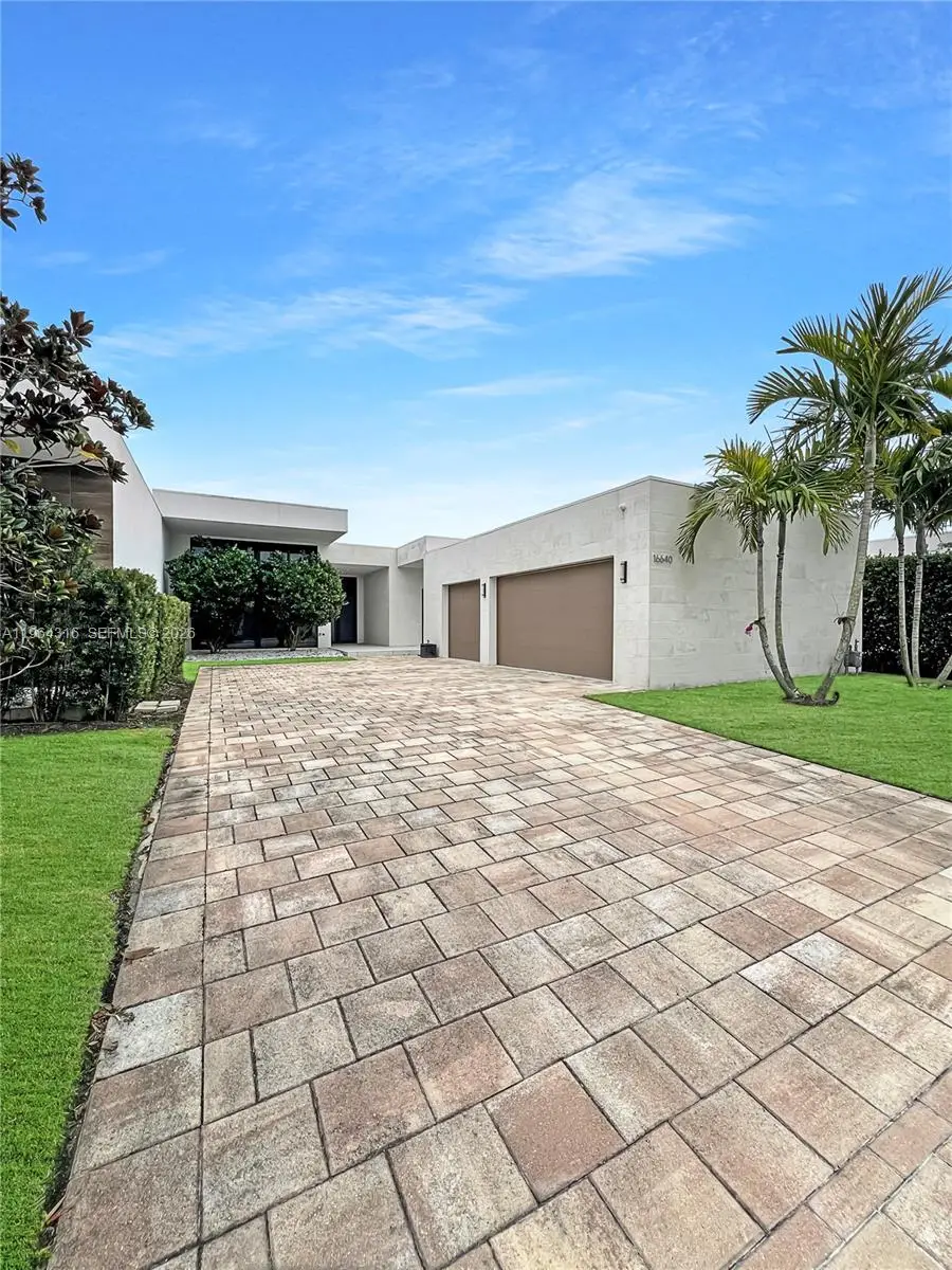16640 Sunset Way, Weston, FL 33326 - #3