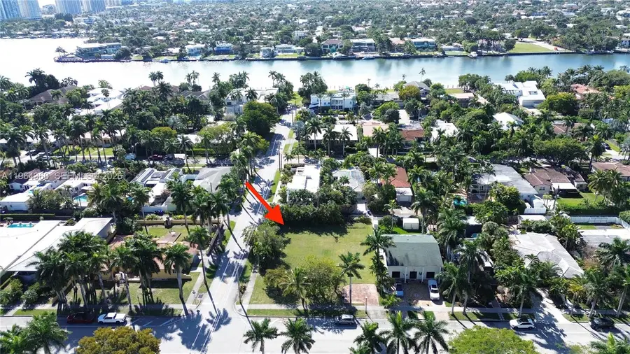 1000 Harrison St, Hollywood, FL 33019 - #2