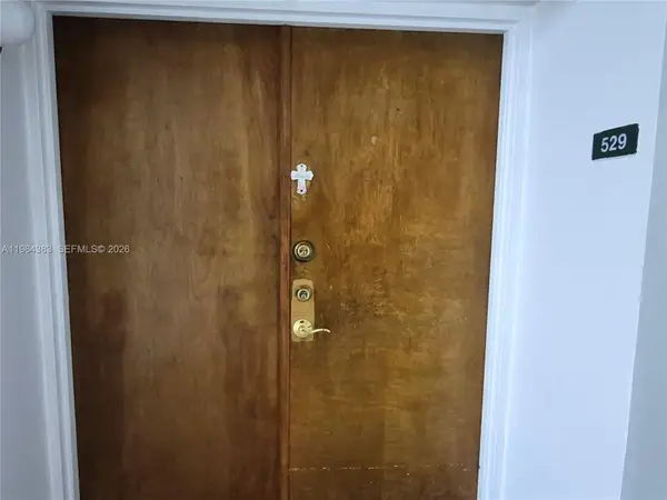 11800 SW 18th St #529-4, Miami, FL 33175