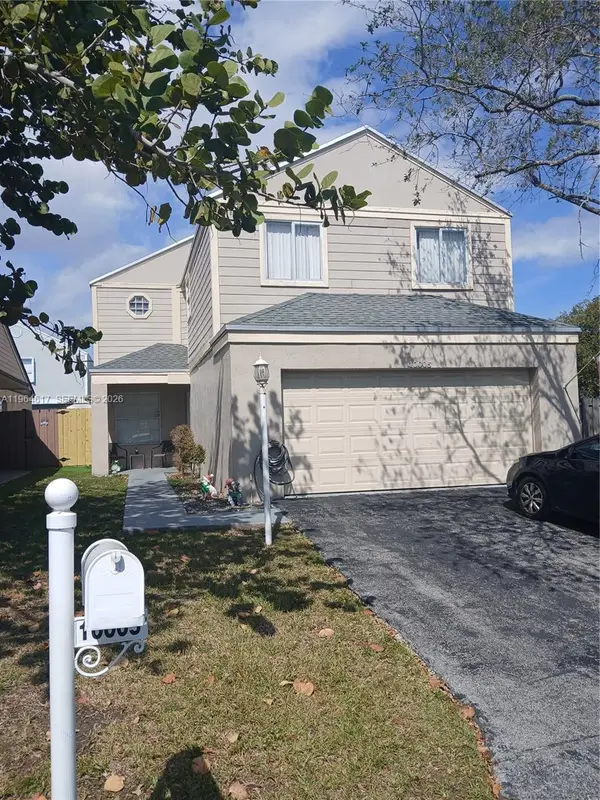 10005 SW 223rd Ln, Cutler Bay, FL 33190