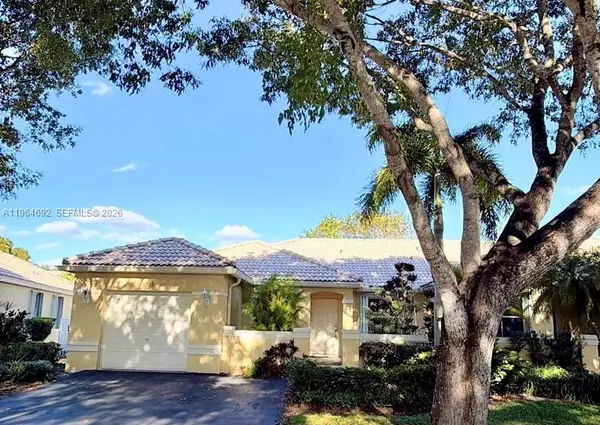 4309 Pine Ridge Ct, Weston, FL 33331