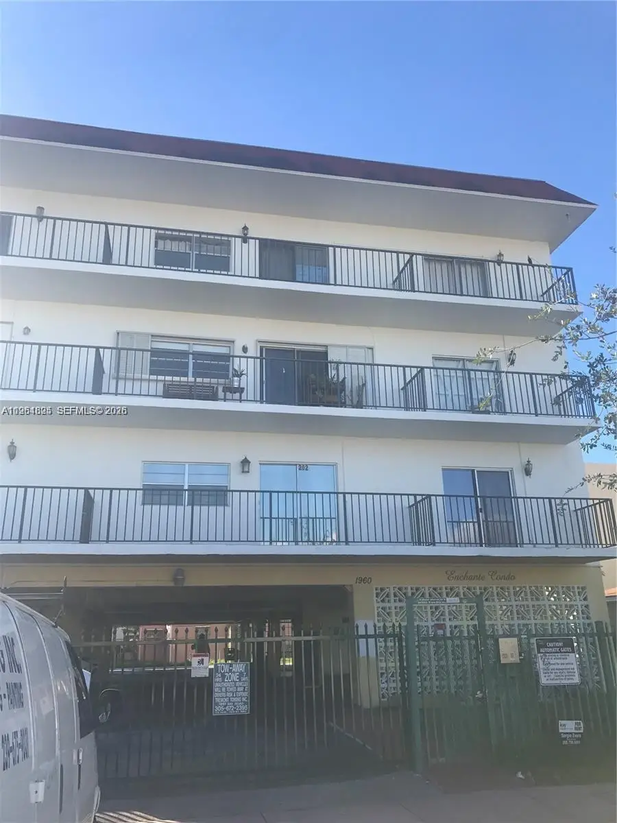 1960 Marseille Dr #305, Miami Beach, FL 33141 - #1