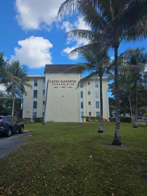 11925 NE 2nd Ave #B307, North Miami, FL 33161