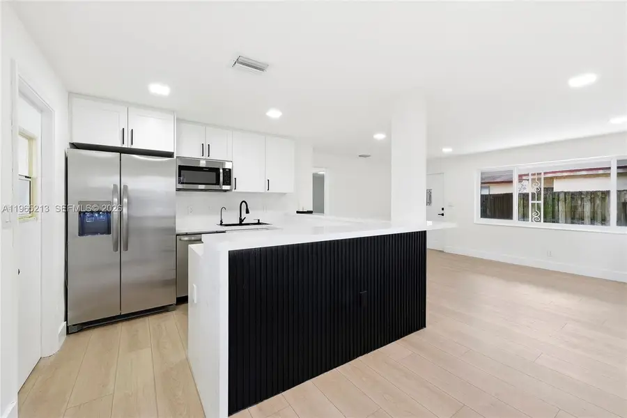 921 N 32nd Ave, Hollywood, FL 33021 - #3