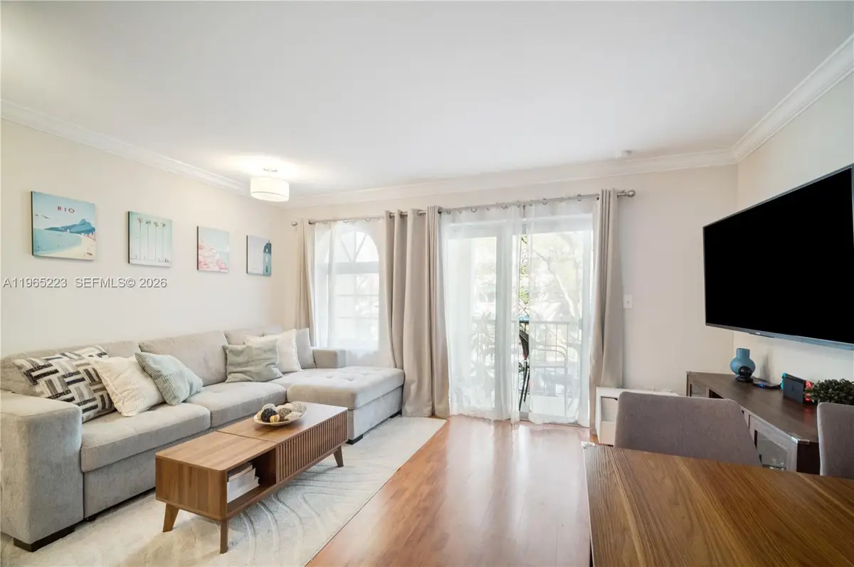 338 Majorca Ave #205, Coral Gables, FL 33134 - #1