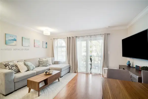 338 Majorca Ave #205, Coral Gables, FL 33134