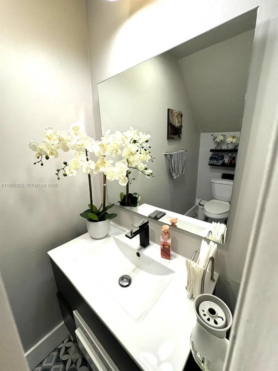 9189 NW 45th St, Sunrise, FL 33351 - #1