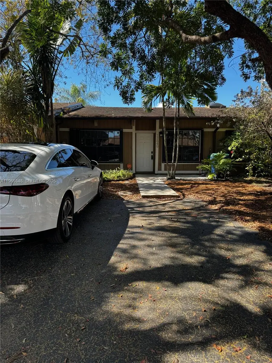 13640 SW 102nd Ln, Miami, FL 33186 - #1